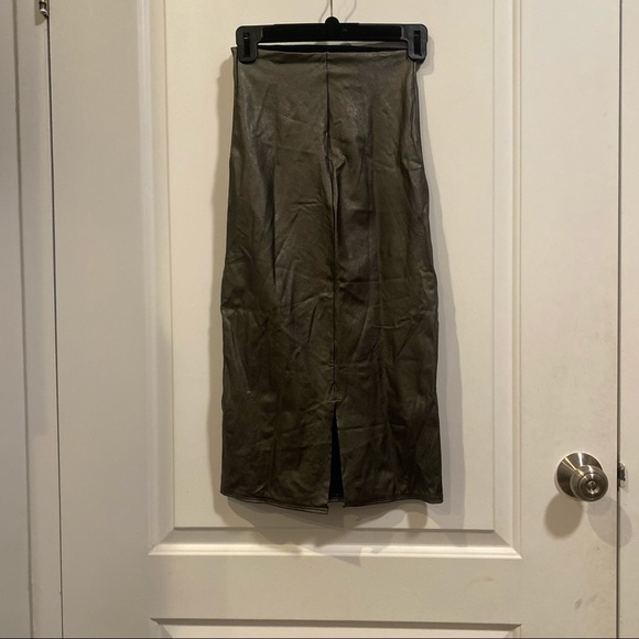 Commando Pencil Midi Skirt In Color Pewter - Picture 4 of 4